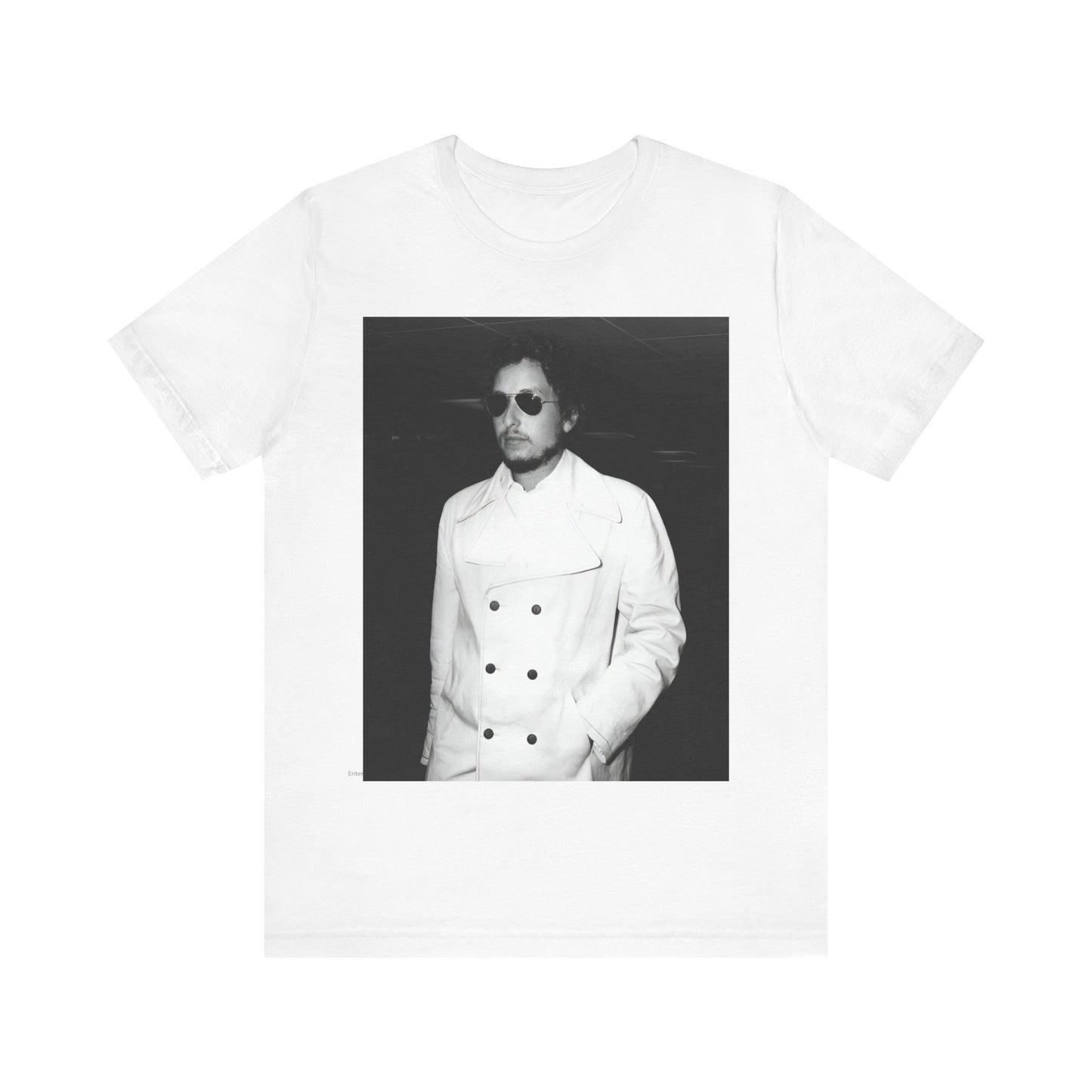 A black graphic t-shirt featuring a vintage black and white photo of Bob Dylan in a contemplative or iconic pose.
