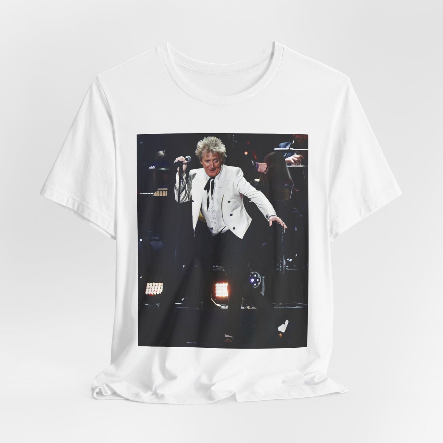 A black graphic t-shirt featuring a graphic or photo of Rod Stewart performing live in a 2005 concert.