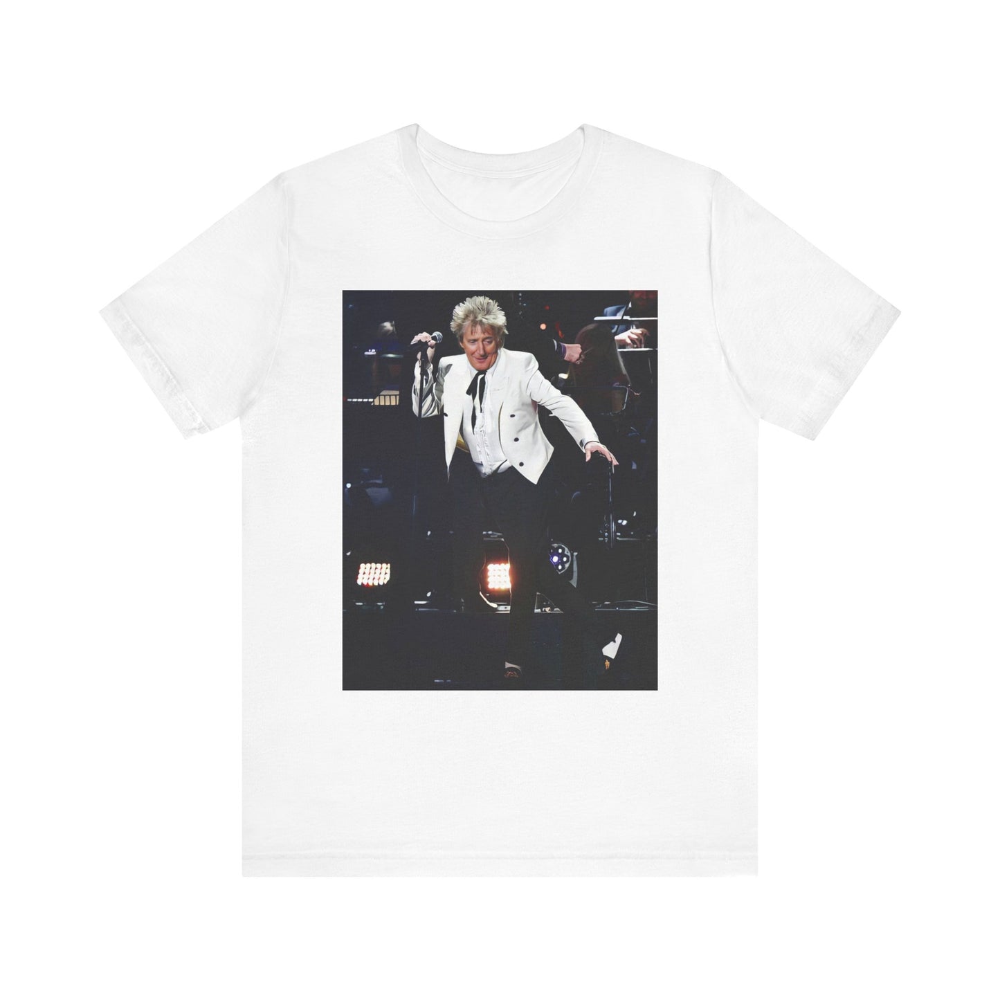 A black graphic t-shirt featuring a graphic or photo of Rod Stewart performing live in a 2005 concert.
