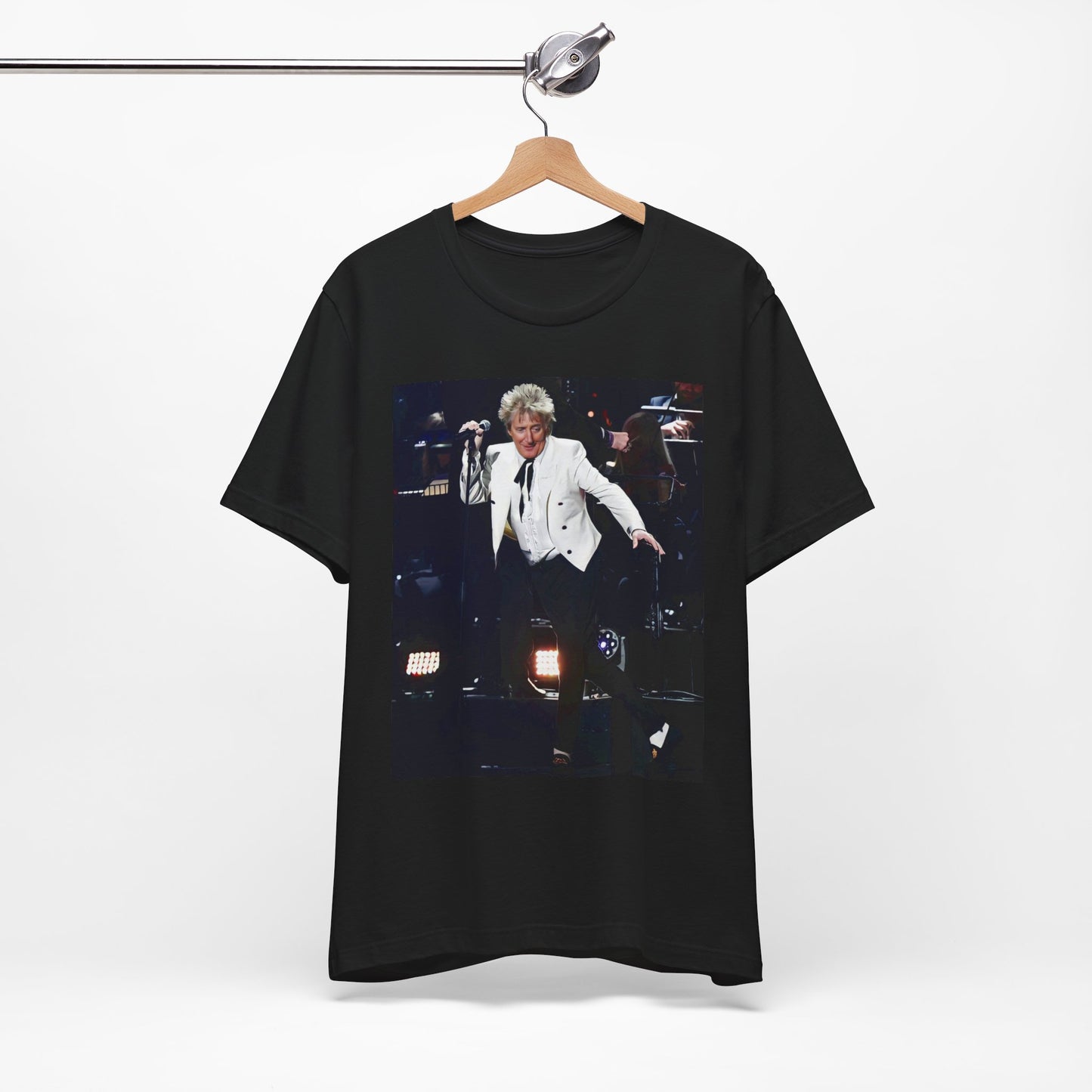 A black graphic t-shirt featuring a graphic or photo of Rod Stewart performing live in a 2005 concert.