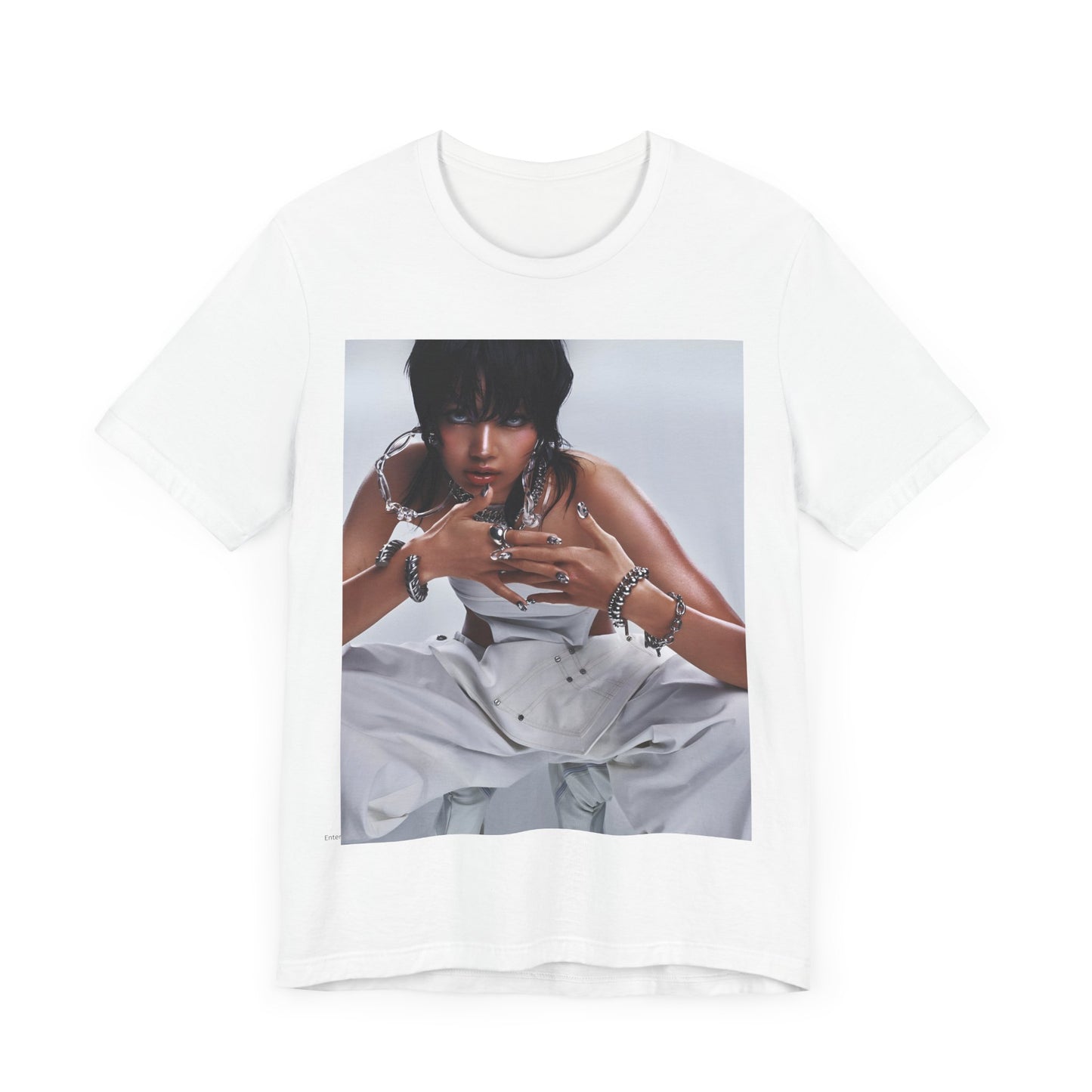 A black graphic t-shirt featuring a casual K-Pop fan graphic of Lisa.