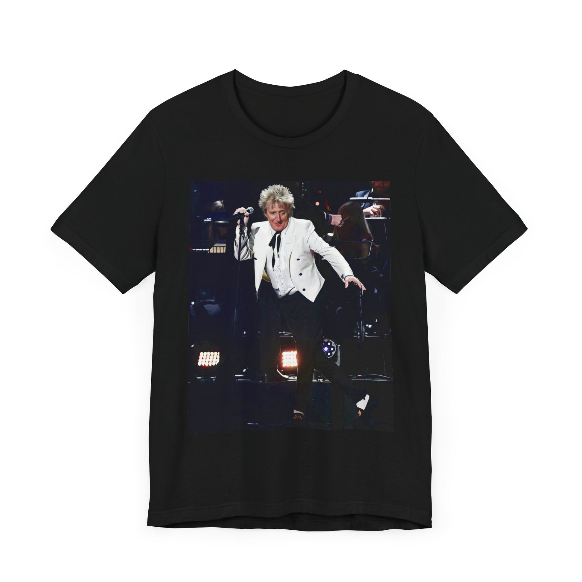 A black graphic t-shirt featuring a graphic or photo of Rod Stewart performing live in a 2005 concert.