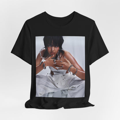 A black graphic t-shirt featuring a casual K-Pop fan graphic of Lisa.