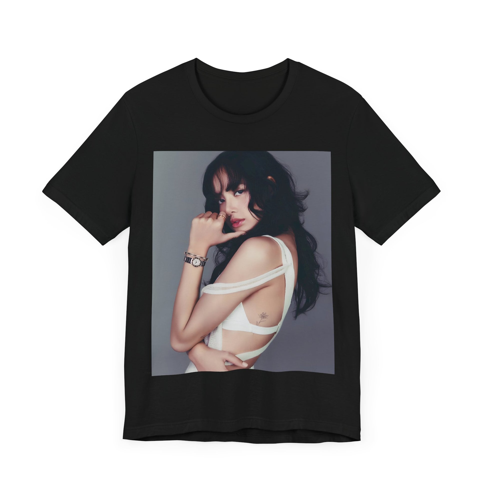 A black graphic t-shirt featuring a retro graphic related to Lisa's 'LALISA' solo era.