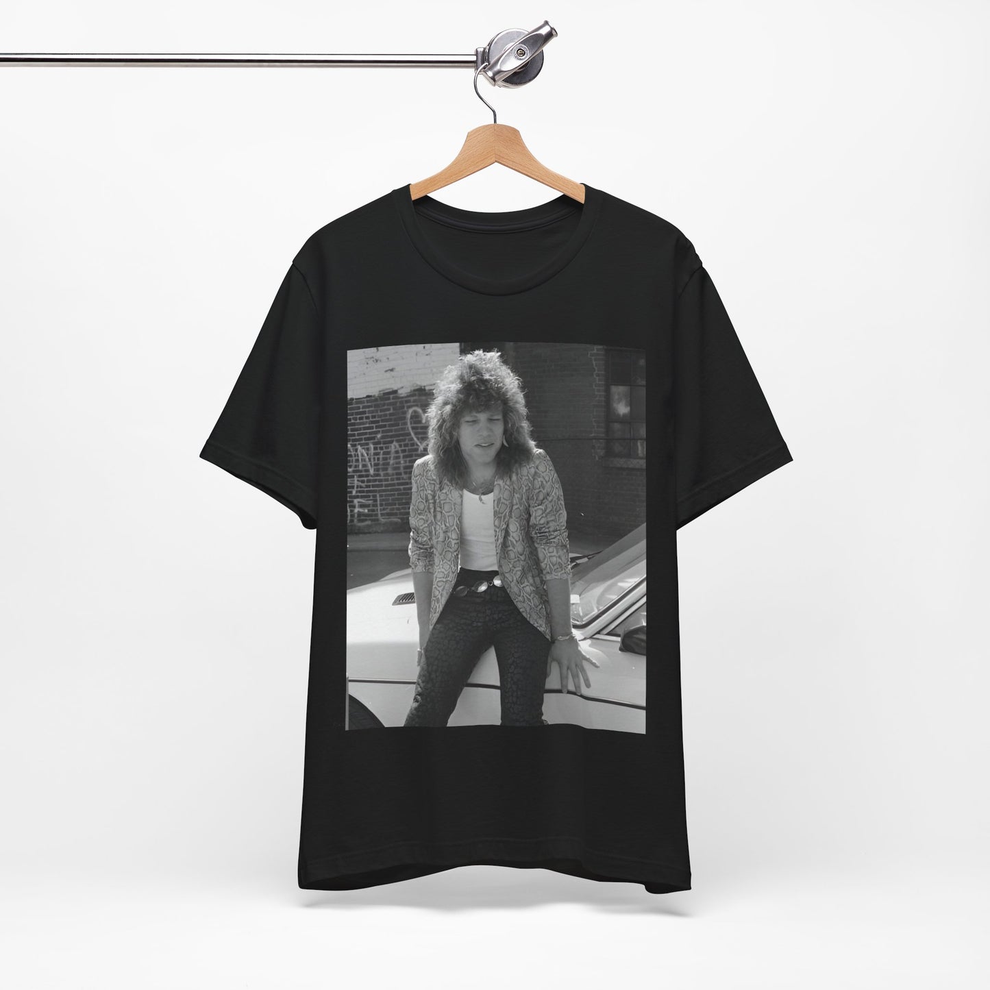 [bonjovi_shirt]-[bonjovi_tshirt]-[bonjovi_merch]-[bonjovi_merchandise]-[bonjovi_graphictee]-[bonjovi_tee]-MODEMOJO