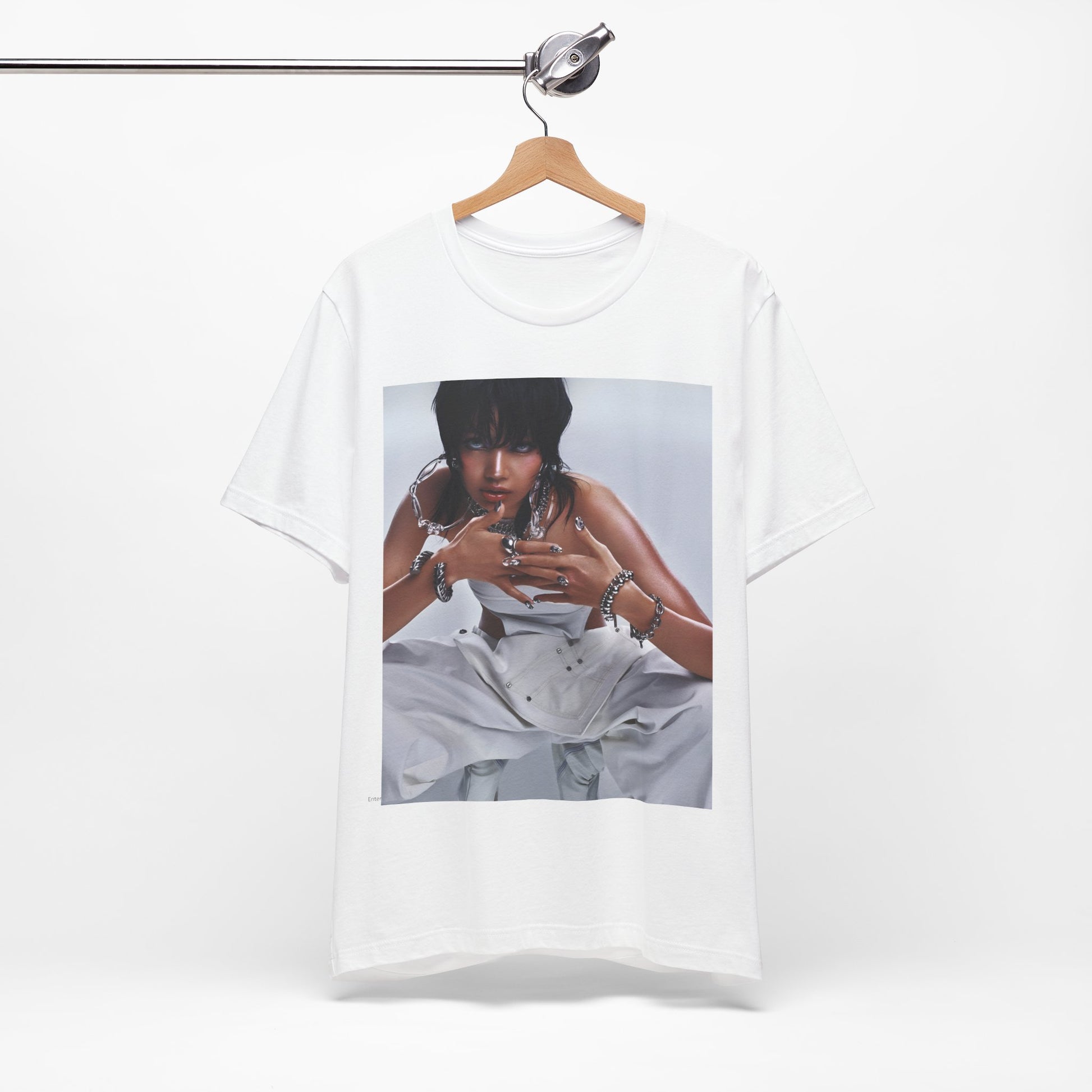A black graphic t-shirt featuring a casual K-Pop fan graphic of Lisa.
