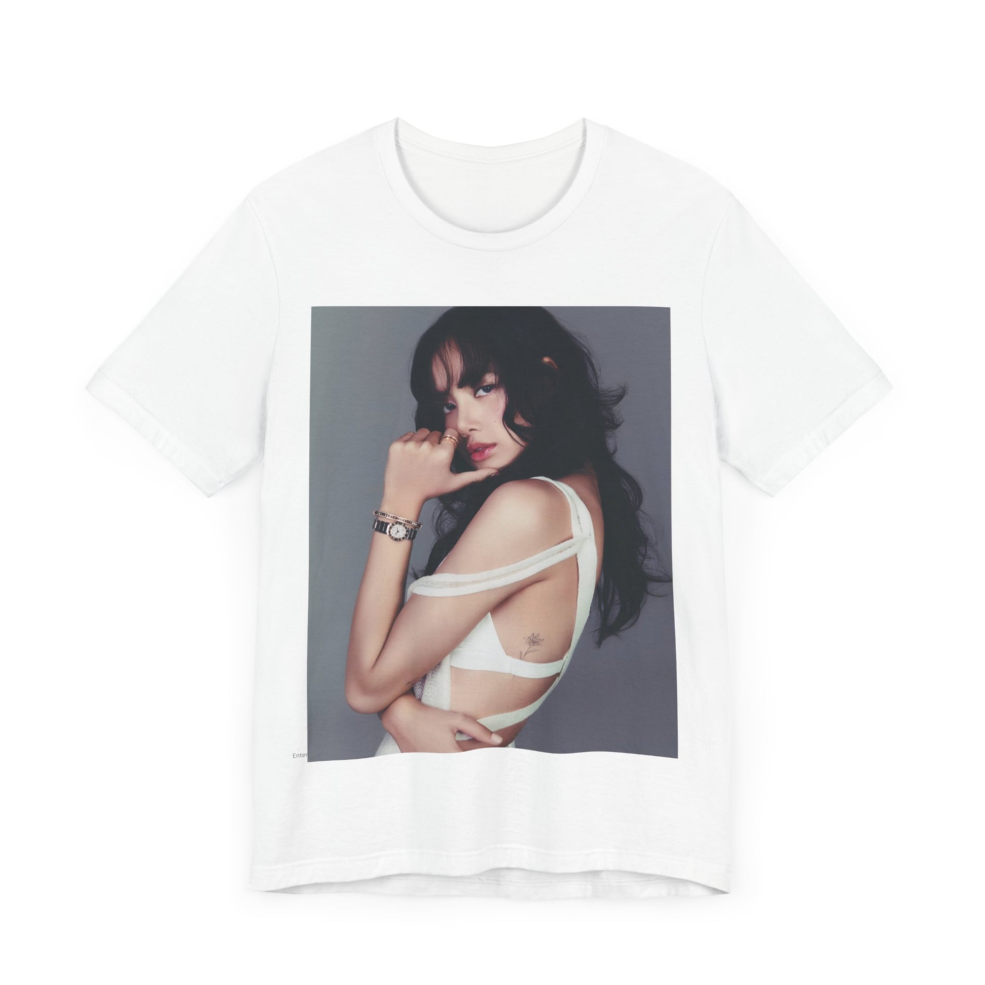 A black graphic t-shirt featuring a retro graphic related to Lisa's 'LALISA' solo era.